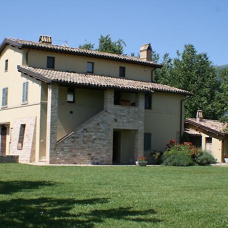 Residenza Isabella Guest House Spello Exterior photo