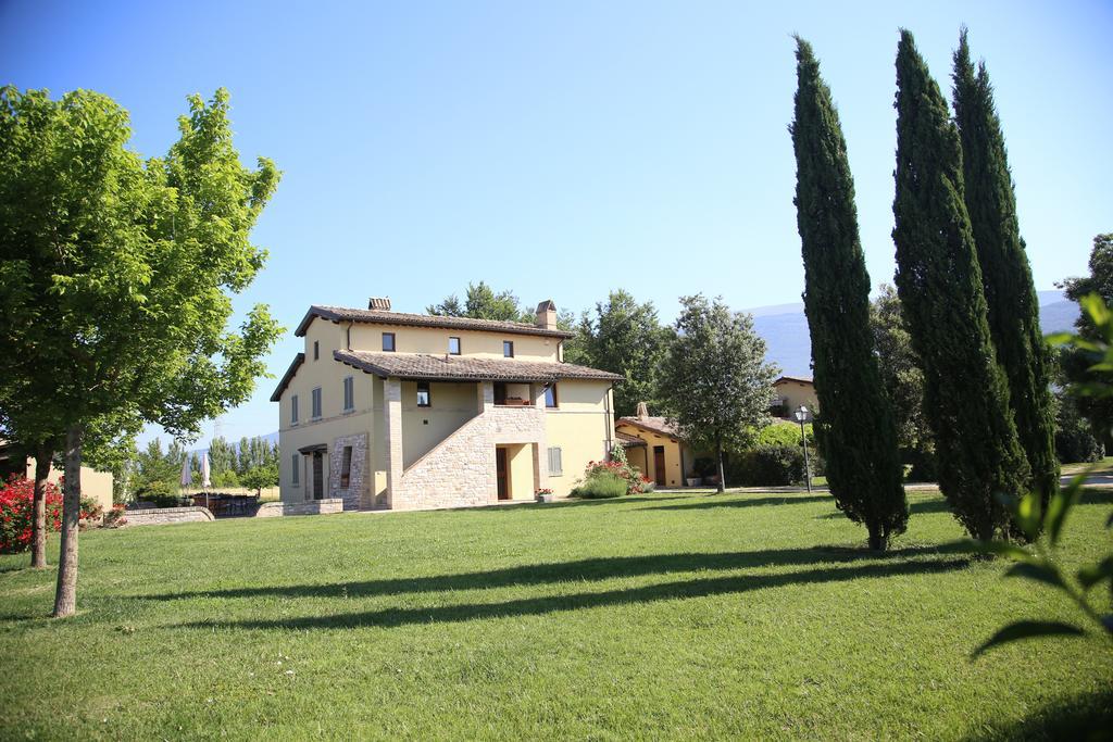 Residenza Isabella Guest House Spello Exterior photo