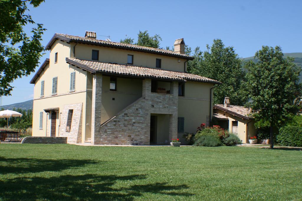 Residenza Isabella Guest House Spello Exterior photo